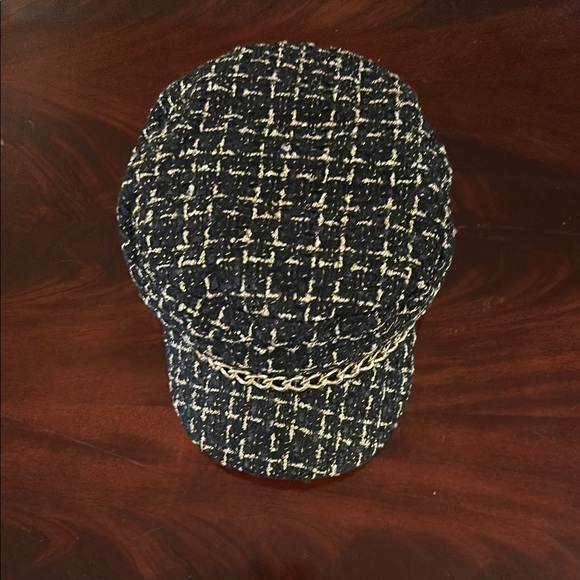Chanel Black Tweed Cap with Gold Chain - Picture 2 of 4
